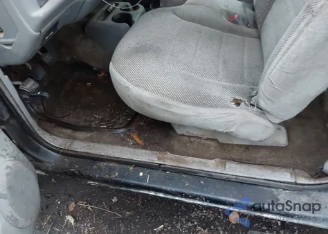 1997 Isuzu Hombre S z USA, uszkodzony, nr VIN 1GGCS1448V8650695